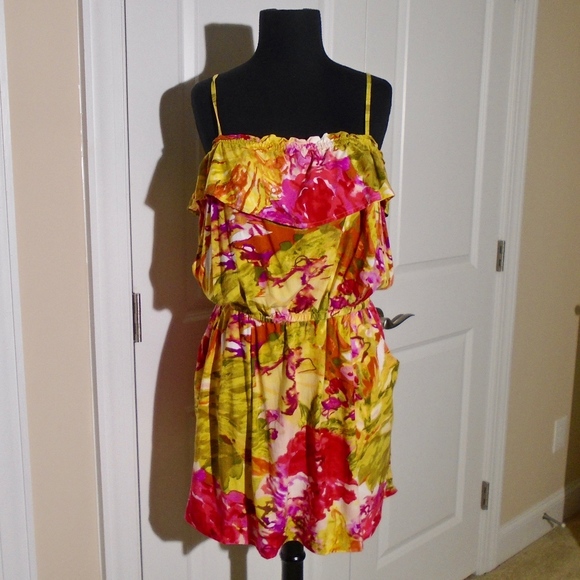 J CREW FACTORY Dresses & Skirts - J CREW Printed Floral Ruffle Dress L 10/12